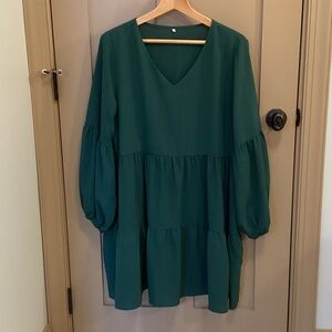 Elegant Green V-Neck Women's Top